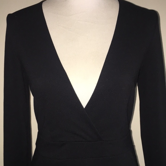 Black long sleeve short romper - Picture 3 of 4